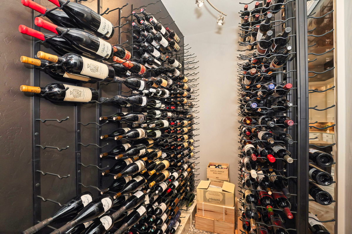 27-Wine Room.jpeg