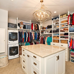 47-Primary Closet.jpeg