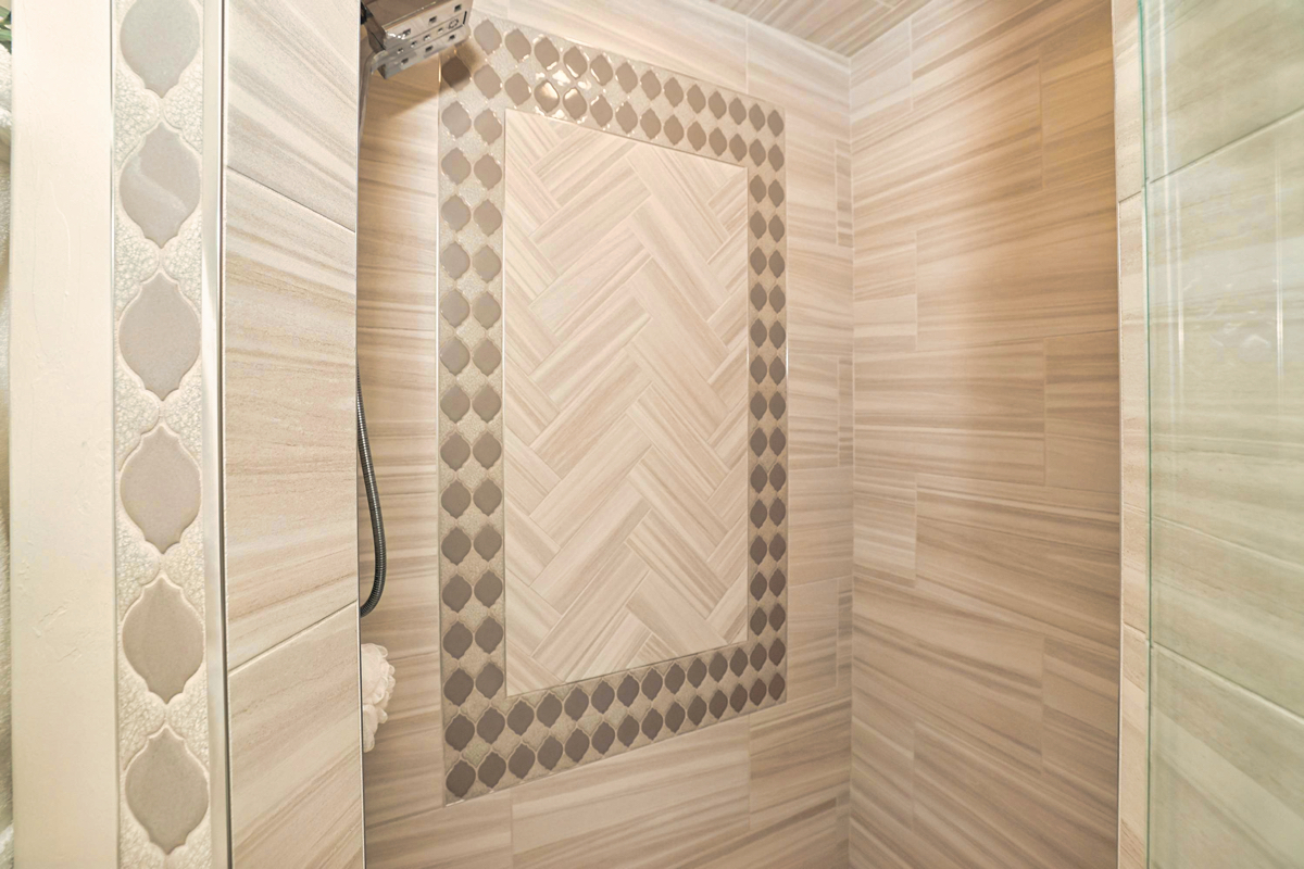 61-4th Bedroom Bath Shower.jpeg