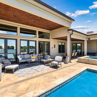 69-Back Patio.jpeg