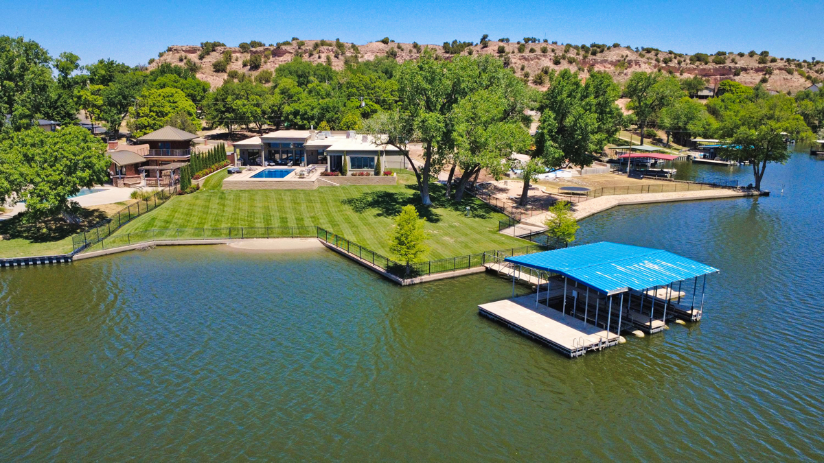 82-Back Yard & Dock View.jpeg